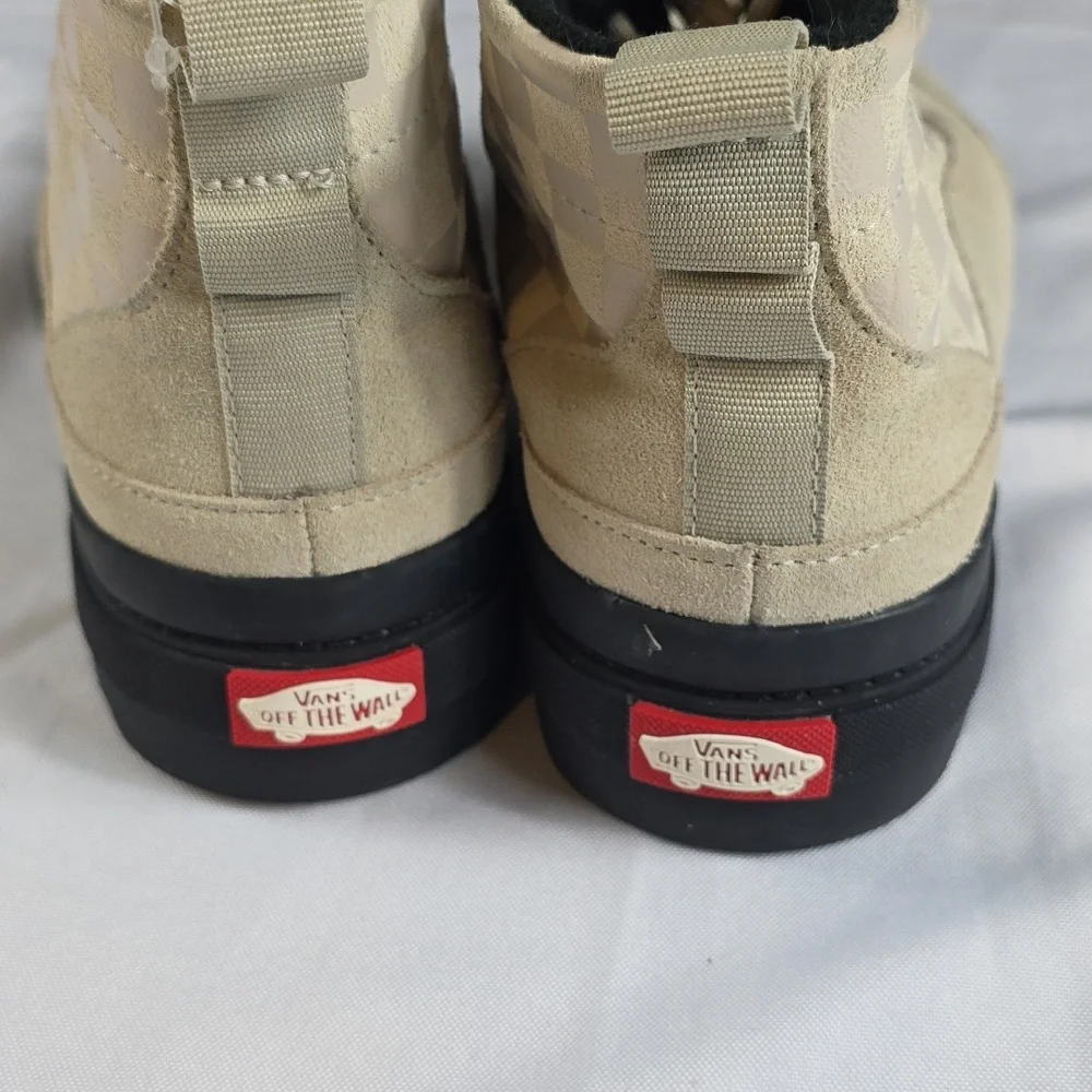 Vans Ultra Cush‎ MTE Cold Weather Sneakers HighTops Tan Suede Checkered Sz 4.5